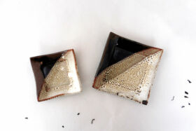 Petite coupelles en poterie, brun moucheté, Terr'Ame, atelier-boutique de céramique de Véronique Bélier, Trévoux, Ain