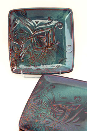 Assiettes carrées_Terr'Ame_Véronique Bélier_Trévoux