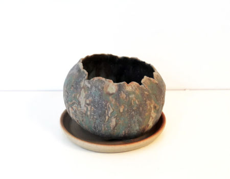 Bol pincé craquelé Bol pincé en grès, stage de poterie, Terr'Ame, atelier-boutique de céramique de Véronique Bélier, Trévoux, Ain