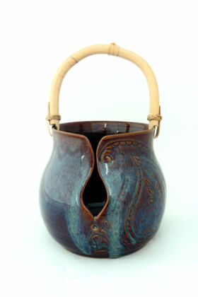 Bol à laine bleuté gravé paisley, yarn bowl, Terr'Ame, atelier-boutique de céramique de Véronique Bélier, Trévoux, Ain