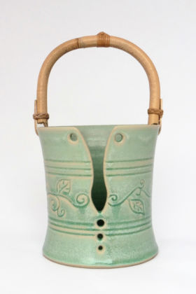 Bol à laine vert gravé, Terr'Ame, atelier-boutique de céramique de Véronique Bélier, Trévoux, Ain