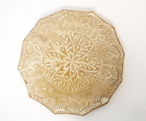 Dessous de plat Dessous de plat cours de poterie céramique modelage Terr'Ame Véronique Belier Trévoux Ain